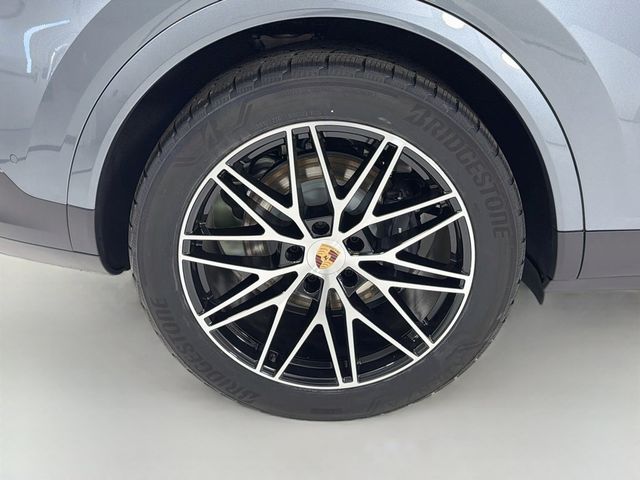 2026 Porsche Cayenne Coupe AWD - 23069421 - 34