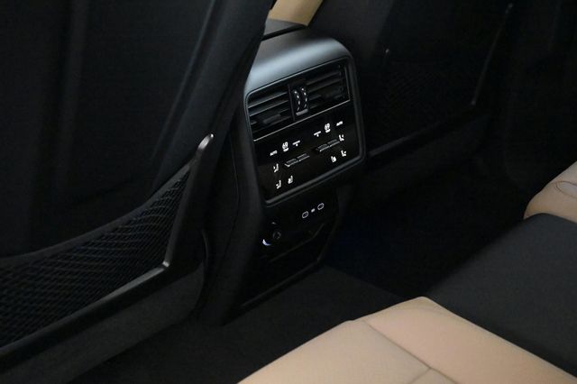2026 Porsche Cayenne E-Hybrid AWD - 23000175 - 18