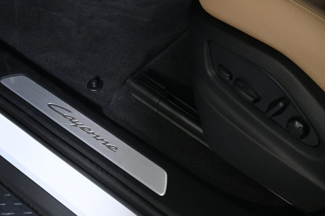2026 Porsche Cayenne E-Hybrid AWD - 23000175 - 22