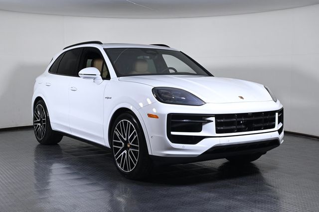 2026 Porsche Cayenne E-Hybrid AWD - 23000175 - 8