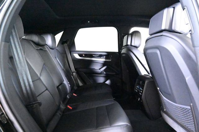 2026 Porsche Cayenne E-Hybrid AWD - 23004757 - 17