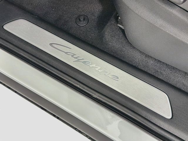 2026 Porsche Cayenne E-Hybrid AWD - 23075763 - 12