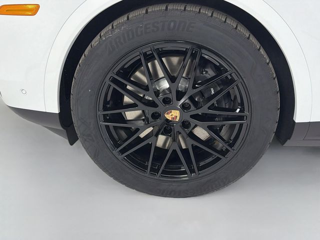 2026 Porsche Cayenne E-Hybrid AWD - 23075763 - 32