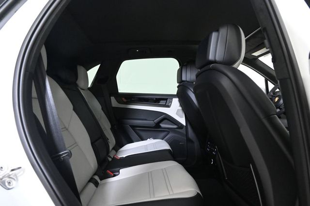 2026 Porsche Cayenne GTS AWD - 22945010 - 17