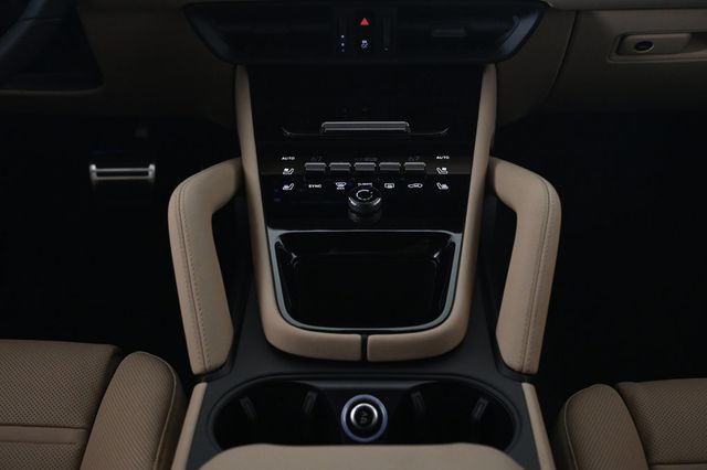 2026 Porsche Cayenne GTS AWD - 22955937 - 15