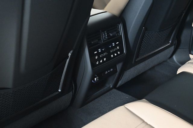 2026 Porsche Cayenne GTS AWD - 22955937 - 19