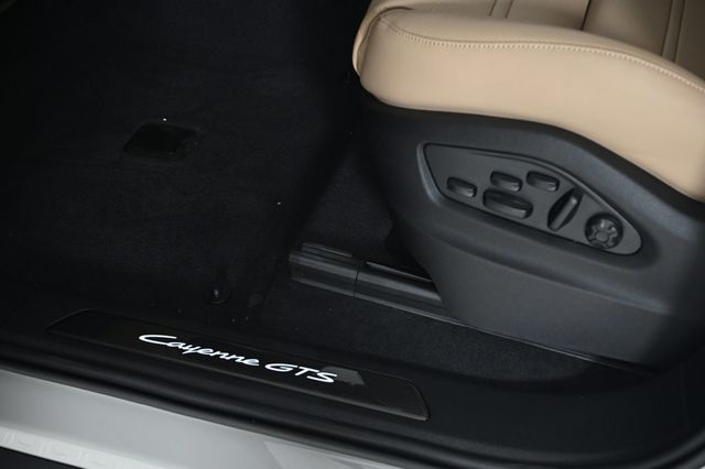 2026 Porsche Cayenne GTS AWD - 22955937 - 24
