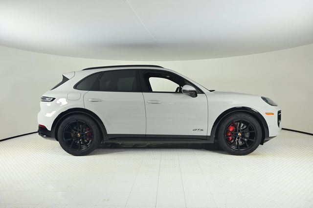 2026 Porsche Cayenne GTS AWD - 22955937 - 7