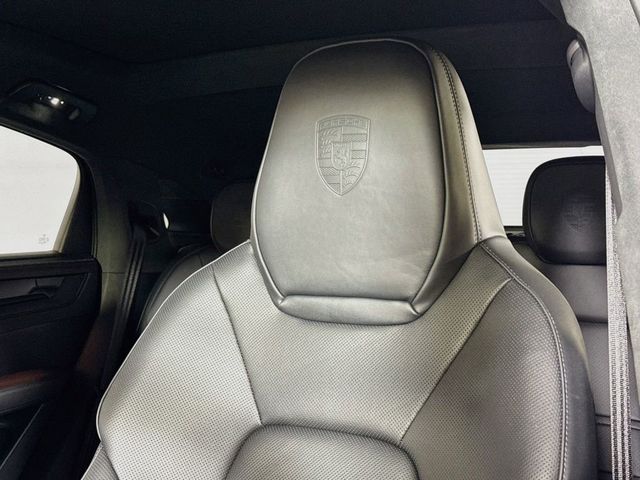 2026 Porsche Cayenne GTS Coupe AWD - 23010157 - 21
