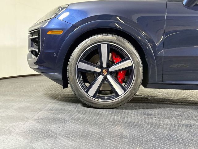 2026 Porsche Cayenne GTS Coupe AWD - 23010157 - 28