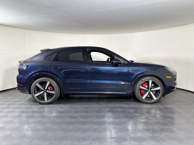 2026 Porsche Cayenne GTS Coupe AWD - 23010157 - 7