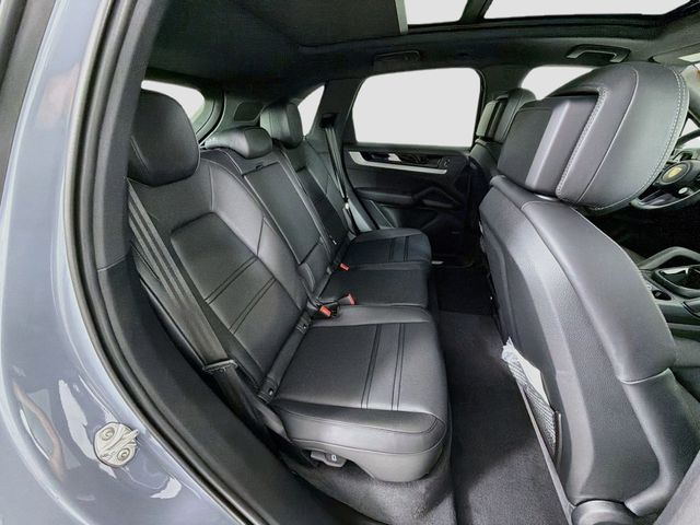 2026 Porsche Cayenne S AWD - 23067575 - 27