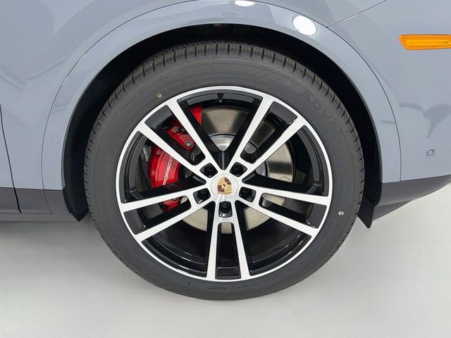 2026 Porsche Cayenne S AWD - 23067575 - 35