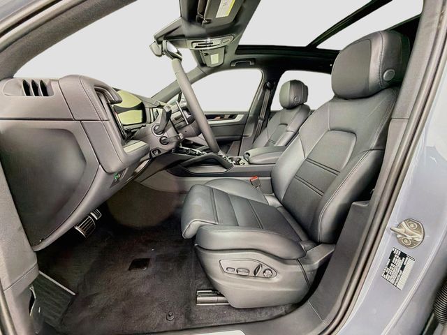 2026 Porsche Cayenne S AWD - 23067575 - 4