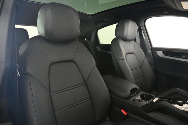 2026 Porsche Cayenne S Coupe AWD - 22954821 - 17