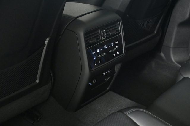 2026 Porsche Cayenne S Coupe AWD - 22954821 - 19