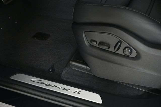 2026 Porsche Cayenne S Coupe AWD - 22954821 - 24