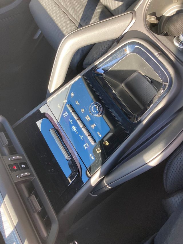 2026 Porsche Cayenne S Coupe AWD - 22932921 - 11