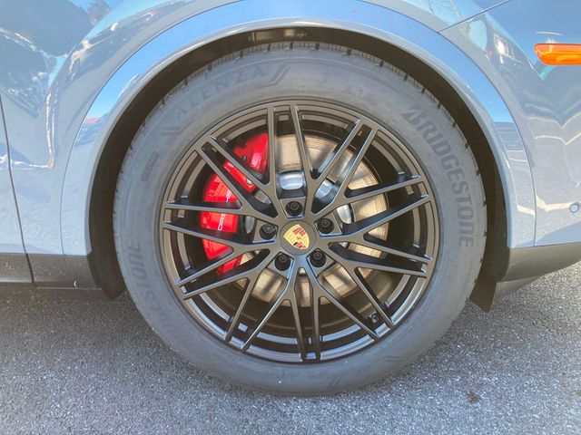 2026 Porsche Cayenne S Coupe AWD - 22932921 - 25