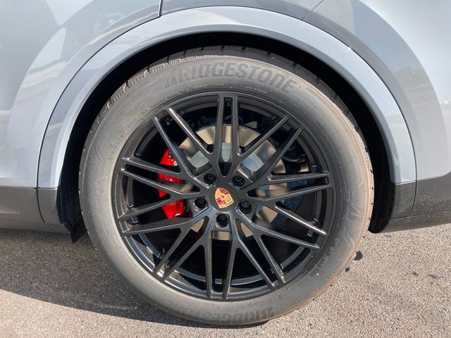 2026 Porsche Cayenne S Coupe AWD - 22932921 - 26