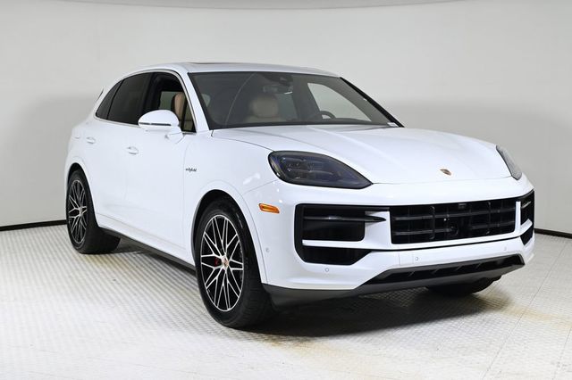 2026 Porsche Cayenne S E-Hybrid AWD - 22945005 - 8