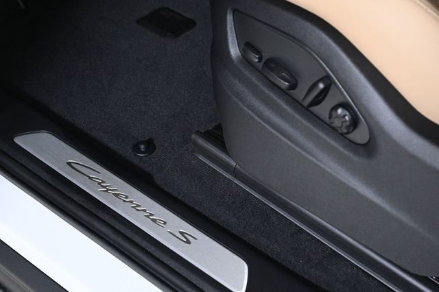 2026 Porsche Cayenne S E-Hybrid AWD - 22945007 - 25