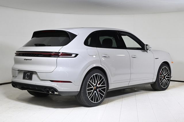 2026 Porsche Cayenne S E-Hybrid AWD - 22972743 - 5