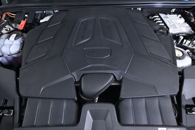 2026 Porsche Cayenne S E-Hybrid AWD - 23033813 - 24