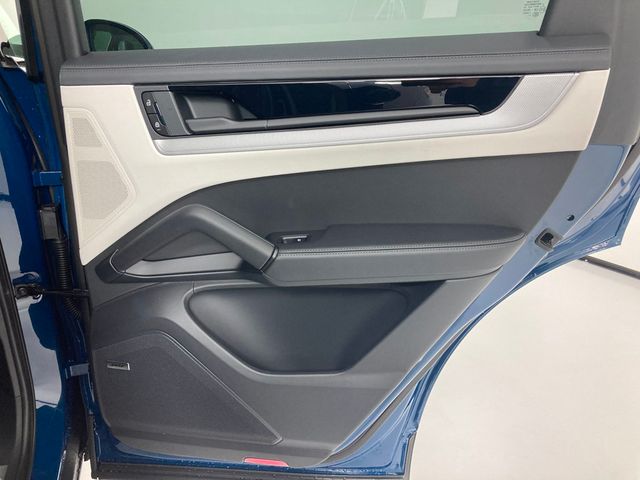 2026 Porsche Cayenne S E-Hybrid AWD - 22967106 - 19