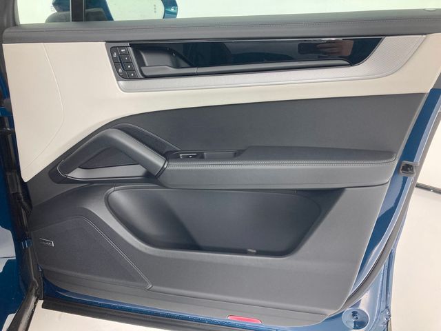 2026 Porsche Cayenne S E-Hybrid AWD - 22967106 - 21