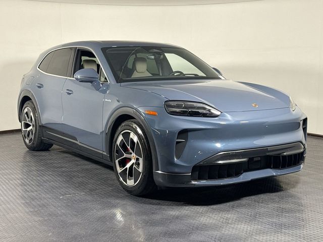 2026 Porsche Cayenne S Electric AWD - 23056166 - 8