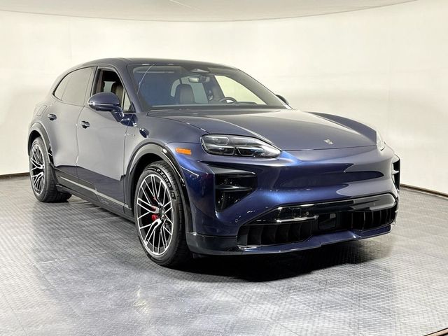 2026 Porsche Cayenne Turbo Electric AWD - 23056188 - 8