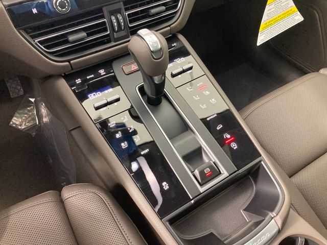 2026 Porsche Macan  - 22979693 - 10