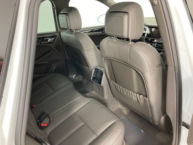 2026 Porsche Macan  - 22979693 - 15