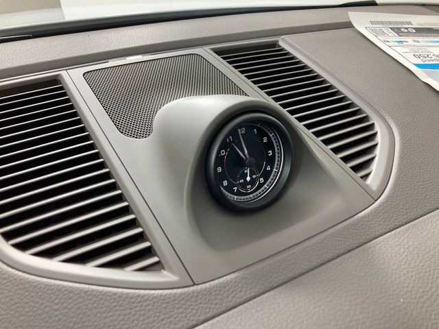 2026 Porsche Macan  - 22979693 - 32