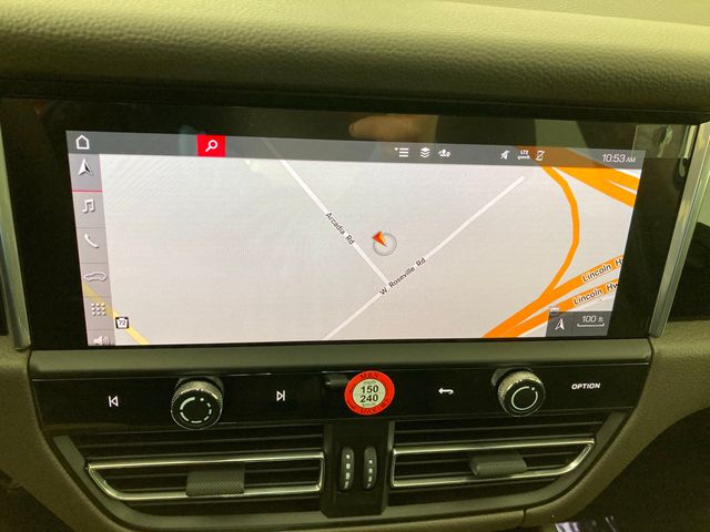 2026 Porsche Macan  - 22979693 - 8