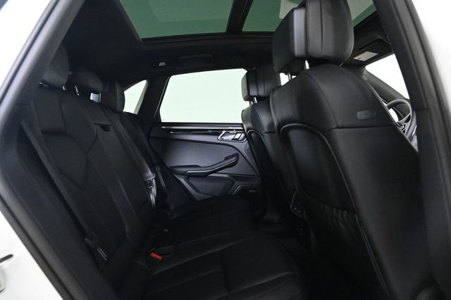 2026 Porsche Macan AWD - 22944972 - 17