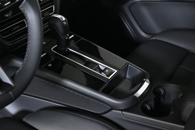 2026 Porsche Macan AWD - 22944972 - 19