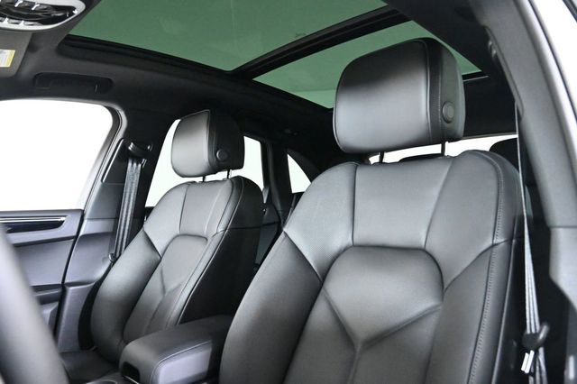 2026 Porsche Macan AWD - 22944972 - 4