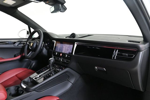 2026 Porsche Macan AWD - 22944983 - 16