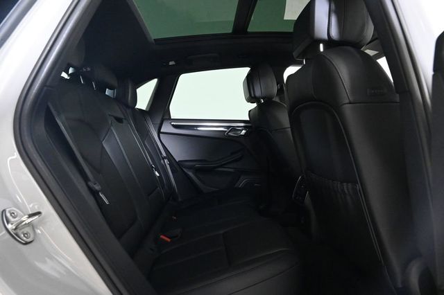 2026 Porsche Macan AWD - 22944992 - 17