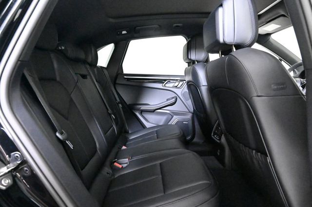 2026 Porsche Macan AWD - 22944996 - 17