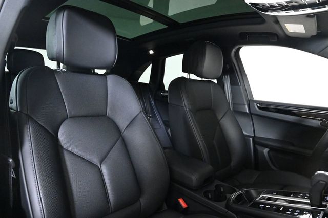 2026 Porsche Macan AWD - 22945011 - 16