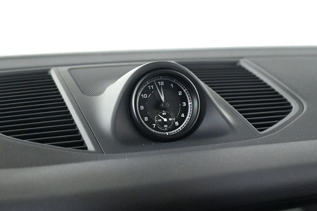 2026 Porsche Macan AWD - 22945011 - 24