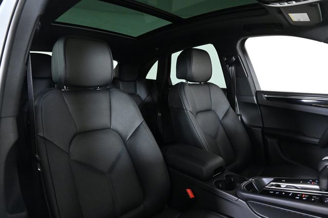 2026 Porsche Macan AWD - 22949941 - 16
