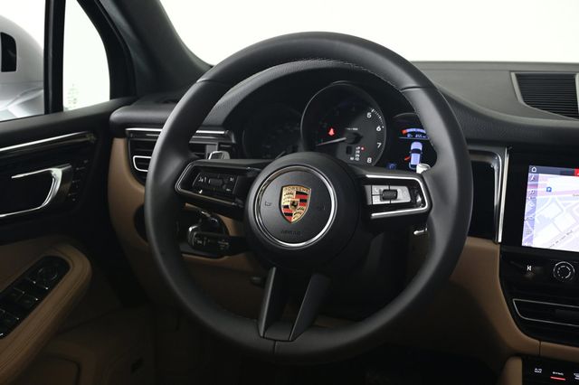 2026 Porsche Macan AWD - 22954843 - 12