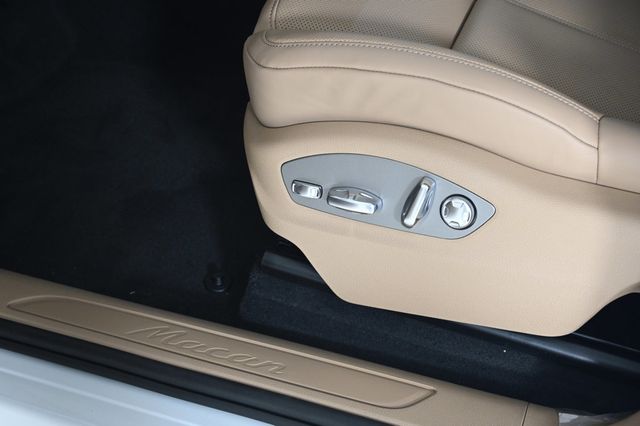2026 Porsche Macan AWD - 22954843 - 23