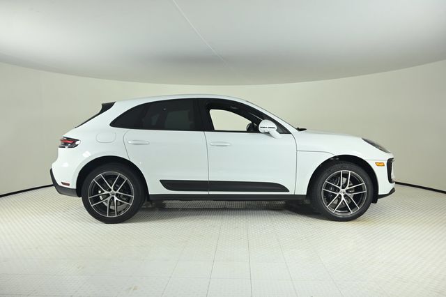 2026 Porsche Macan AWD - 22954843 - 7