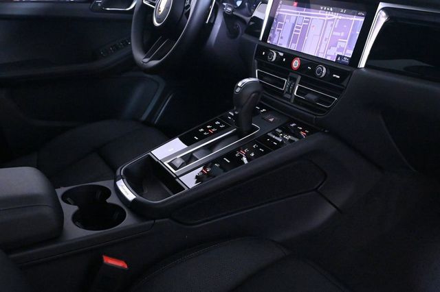 2026 Porsche Macan AWD - 23026368 - 22
