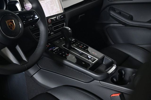 2026 Porsche Macan AWD - 23036321 - 19